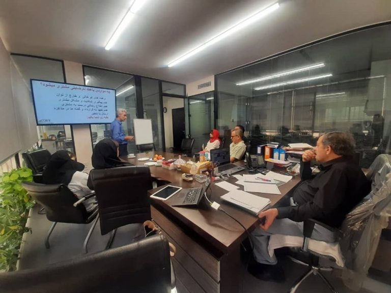 بازاریابی و فروش